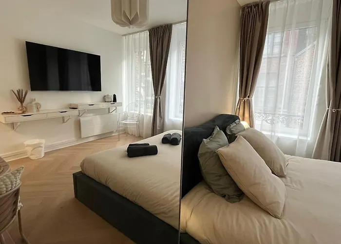 Premium 300 M Grand-place - Hyper Center Lejlighed *